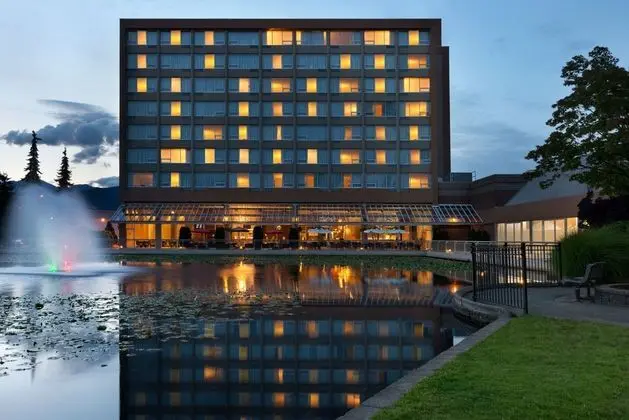 Hotel Coast Chilliwack Hotel by APA - Dış Mekan