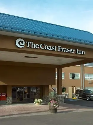 Coast Fraser Inn - Dış Mekan
