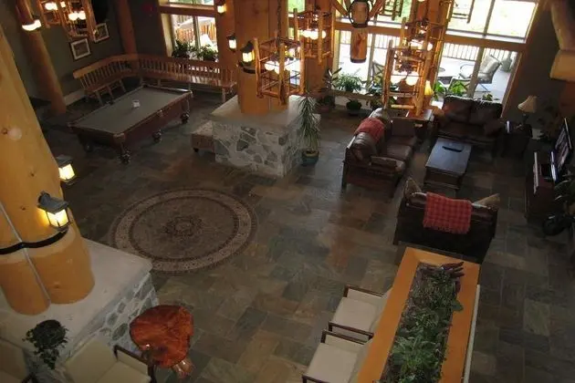 Coast Hillcrest Hotel - Lobi