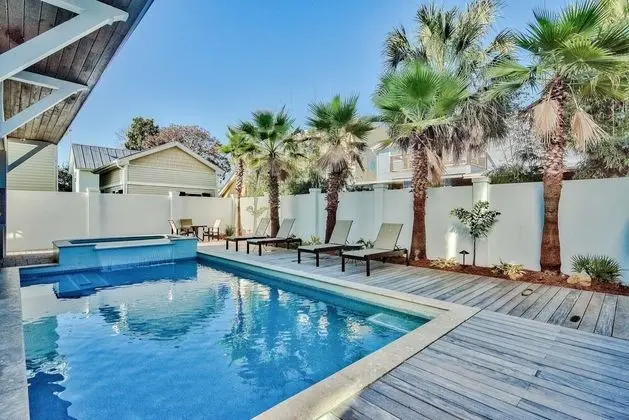 Coast Is Clear Private Beach Heated Pool