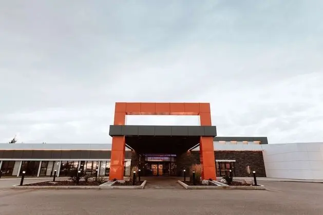 Coast Nisku Inn & Conference Centre