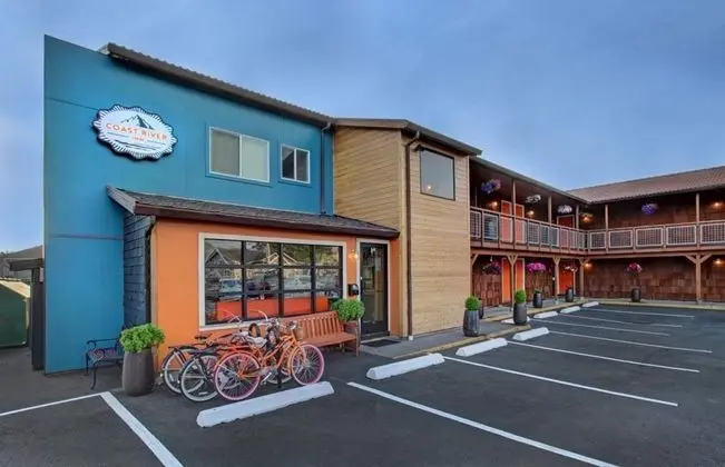 COAST RIVER INN