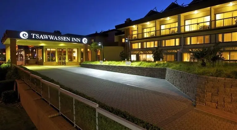 Coast Tsawwassen Inn