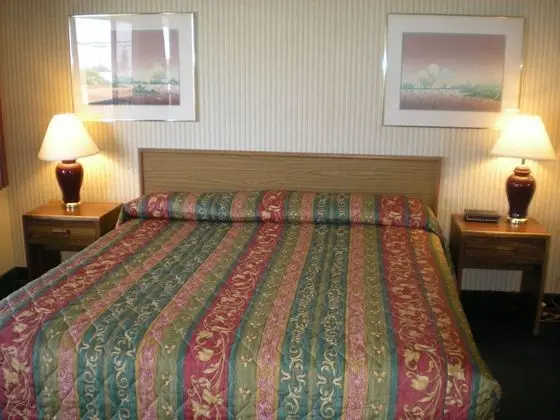 Coastal Breeze Inn