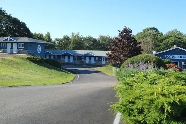 Coastal Inn Kingfisher