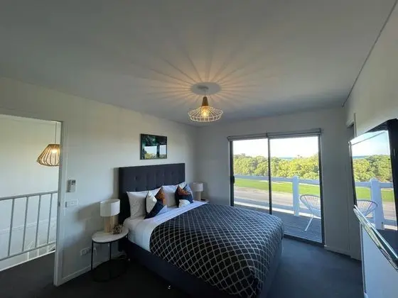 COASTAL MOTEL