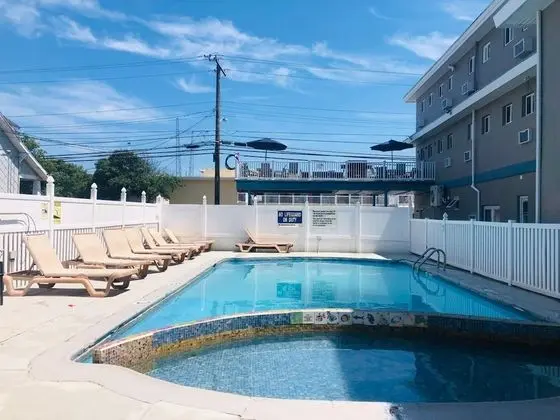 Coastal Sands Inn