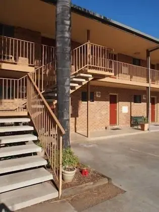 Cobar Town and Country Motor Inn - Dış Mekan