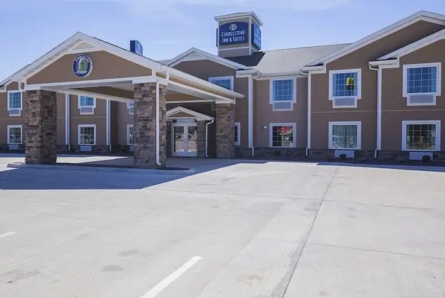 Cobblestone Inn & Suites - Altamont - Dış Mekan