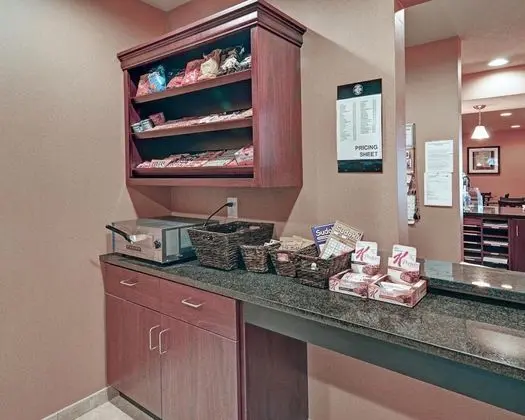 Cobblestone Inn & Suites – Big Lake - Yerinde Yemek