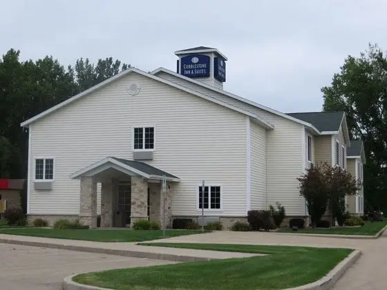 Cobblestone Inn & Suites -- Brillion, WI - 1