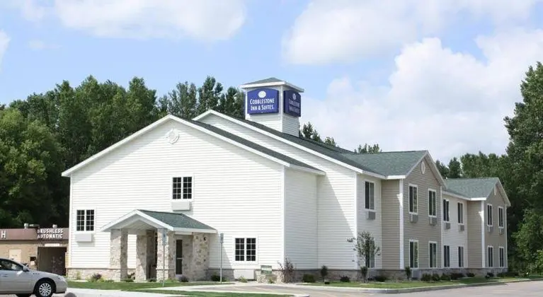 Cobblestone Inn & Suites -- Brillion, WI - Genel