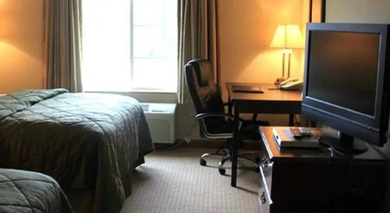 Cobblestone Inn & Suites -- Clintonville, WI