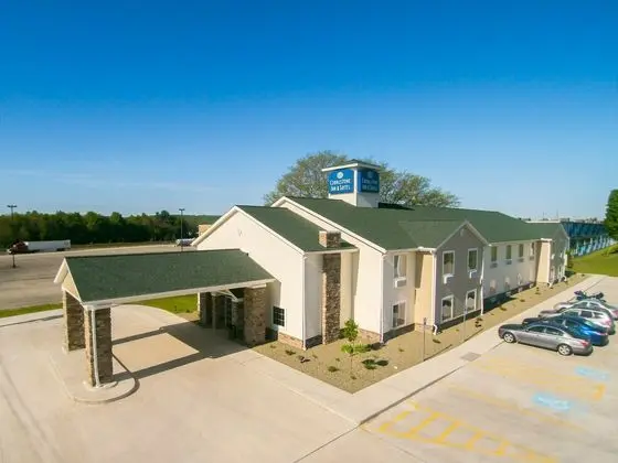 Cobblestone Inn & Suites - Corry, PA