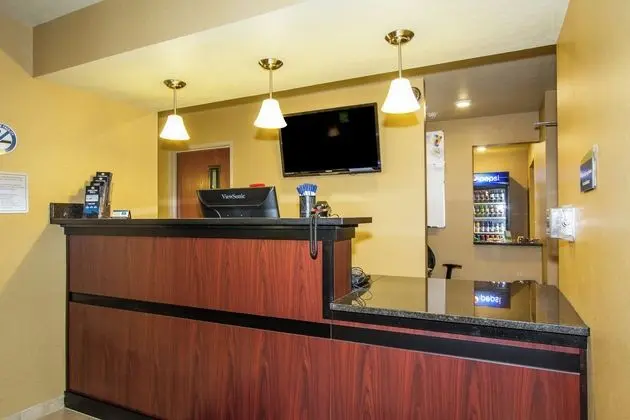 Cobblestone Inn & Suites - Corry, PA - Dış Mekan