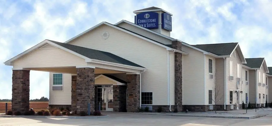 Cobblestone Inn & Suites Harper - 1