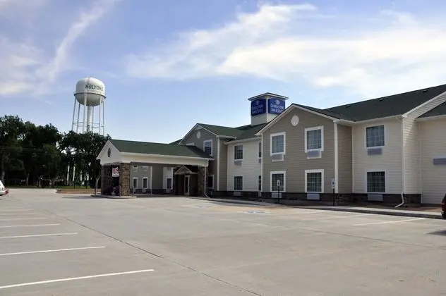 Cobblestone Inn & Suites -- Holyoke, CO