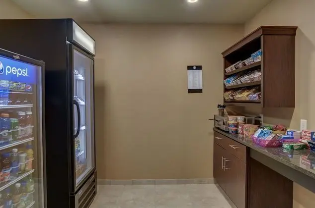 Cobblestone Inn & Suites - Kersey - Yerinde Yemek