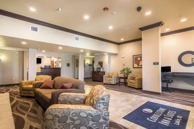 Cobblestone Inn & Suites - Lakin - Lobi