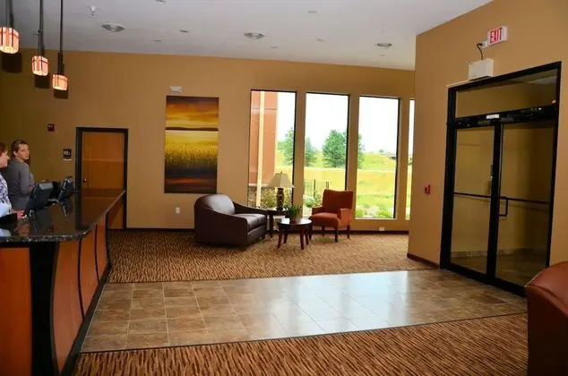 Cobblestone Inn & Suites - Newton - Lobi