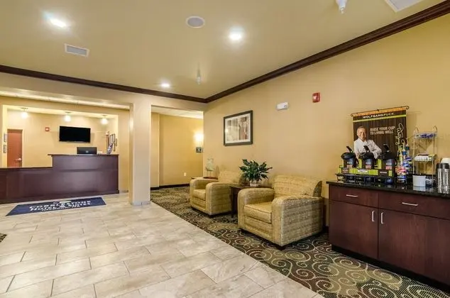 Cobblestone Inn & Suites - Vinton - Lobi