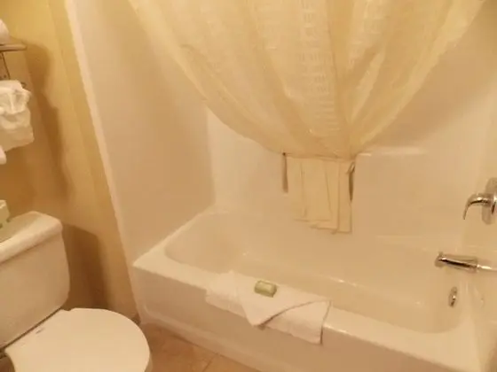 Cobblestone Hotel & Suites Crookston