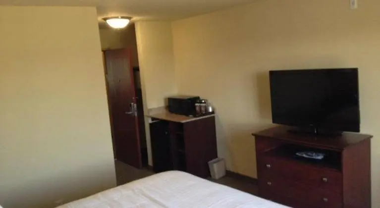 Cobblestone Hotel Wayne