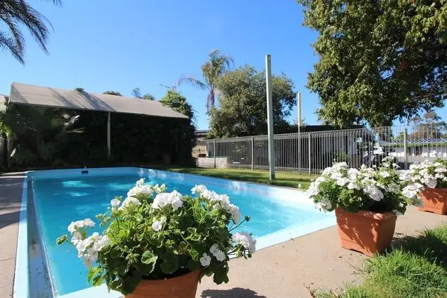 Cobram Colonial Motor Inn - Havuz