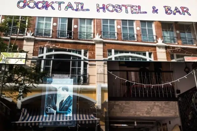 Cocktail Hostel & Bar Silom Bangkok