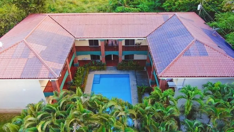 COCO BEACH CONDO