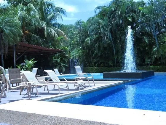 Coco Palms - Havuz