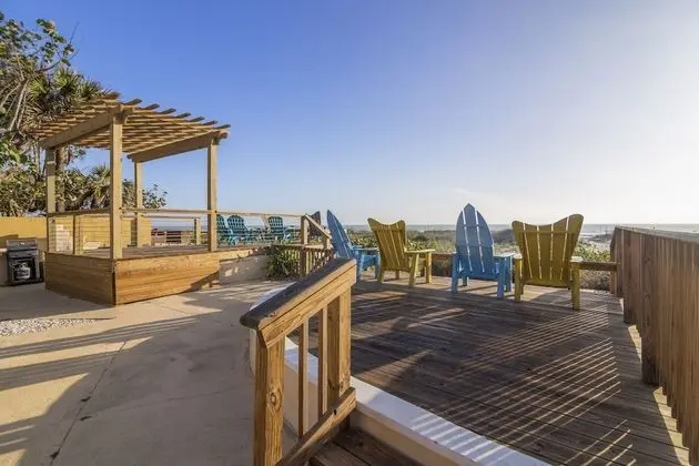 Coco Sands Beachside Cottages