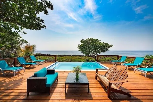 Cocolobo Resort