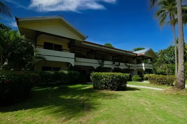 Cocomar Beachfront Hotel and Island Resort