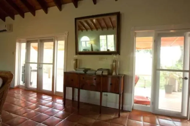 Coconut Tree Villa - Lobi