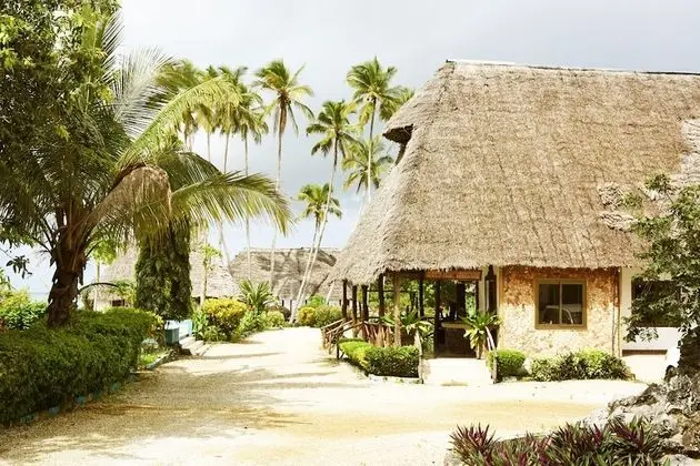 Coconut Tree Village Beach Resort - Dış Mekan