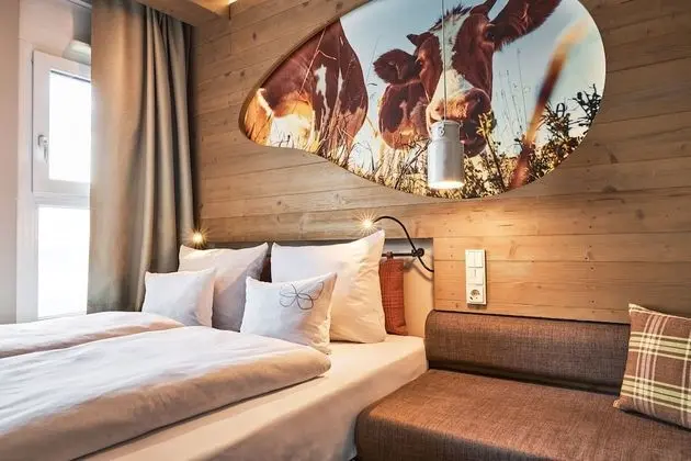 Cocoon Hauptbahnhof - Öne Çıkan Resim