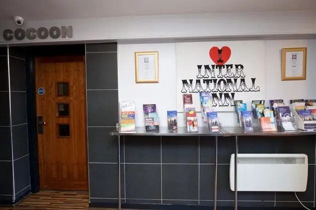 Cocoon International Inn - Lobi