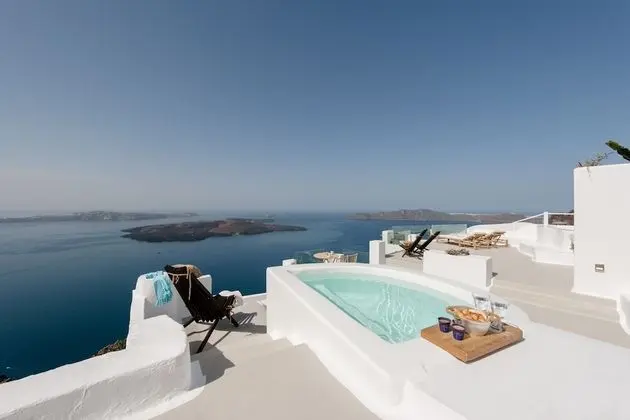 Cocoon Suites