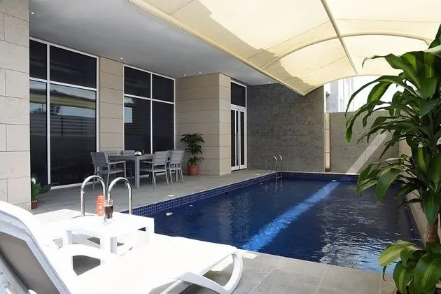 Code Housing Al-Bidaa-1-2BHK-Family Only - Havuz