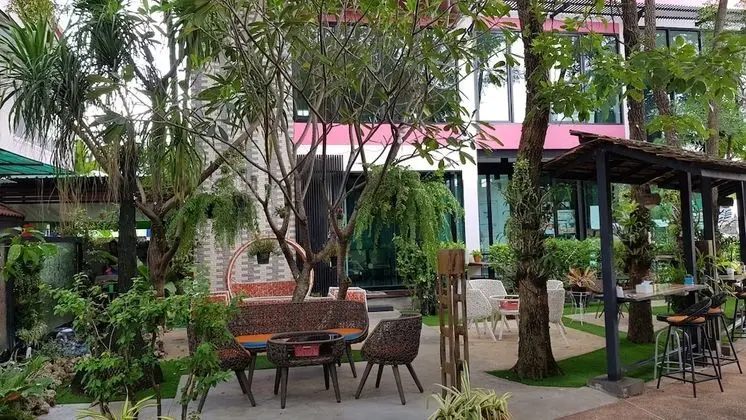 Coffee Station Hostel