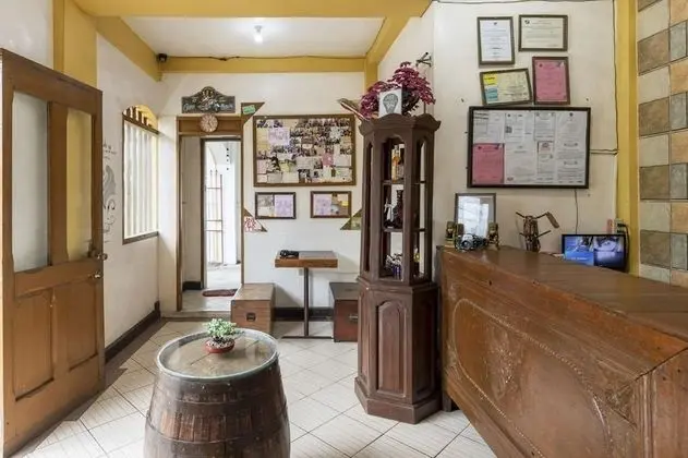 Coffee Swings Lodging House - Lobi