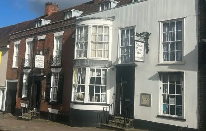 Colchester Boutique Hotel - Dış Mekan