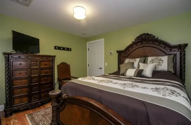 Cold Spring Hotel