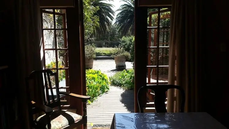 Colette's B&B - Dış Mekan
