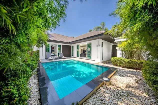 Colibri Pool Villa Pattaya - Havuz