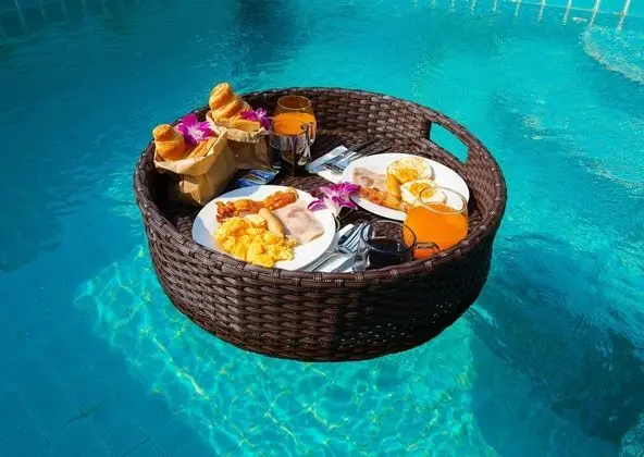 Colibri Pool Villa Pattaya - Havuz