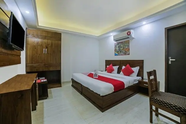 Collection O 12918 Palm Avenue - Öne Çıkan Resim