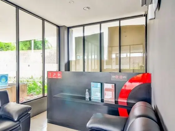 Collection O 28 Urban Town Apartment Karawang - Lobi