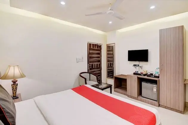 Collection O 30079 Indira Nagar - Oda